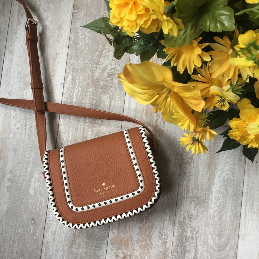 kate spade • NWT Small Lietta Crossbody